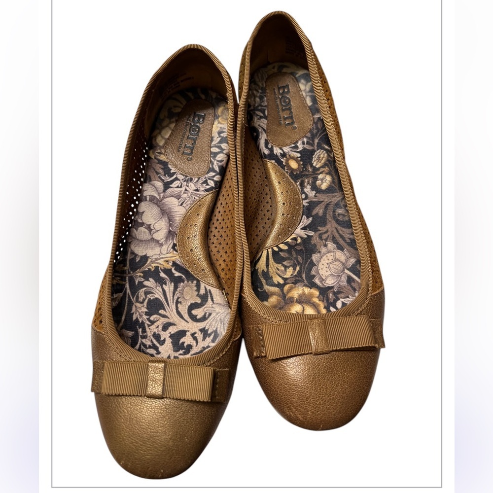 BORN leather ballet flats Sz 8 bronze suede non-slip